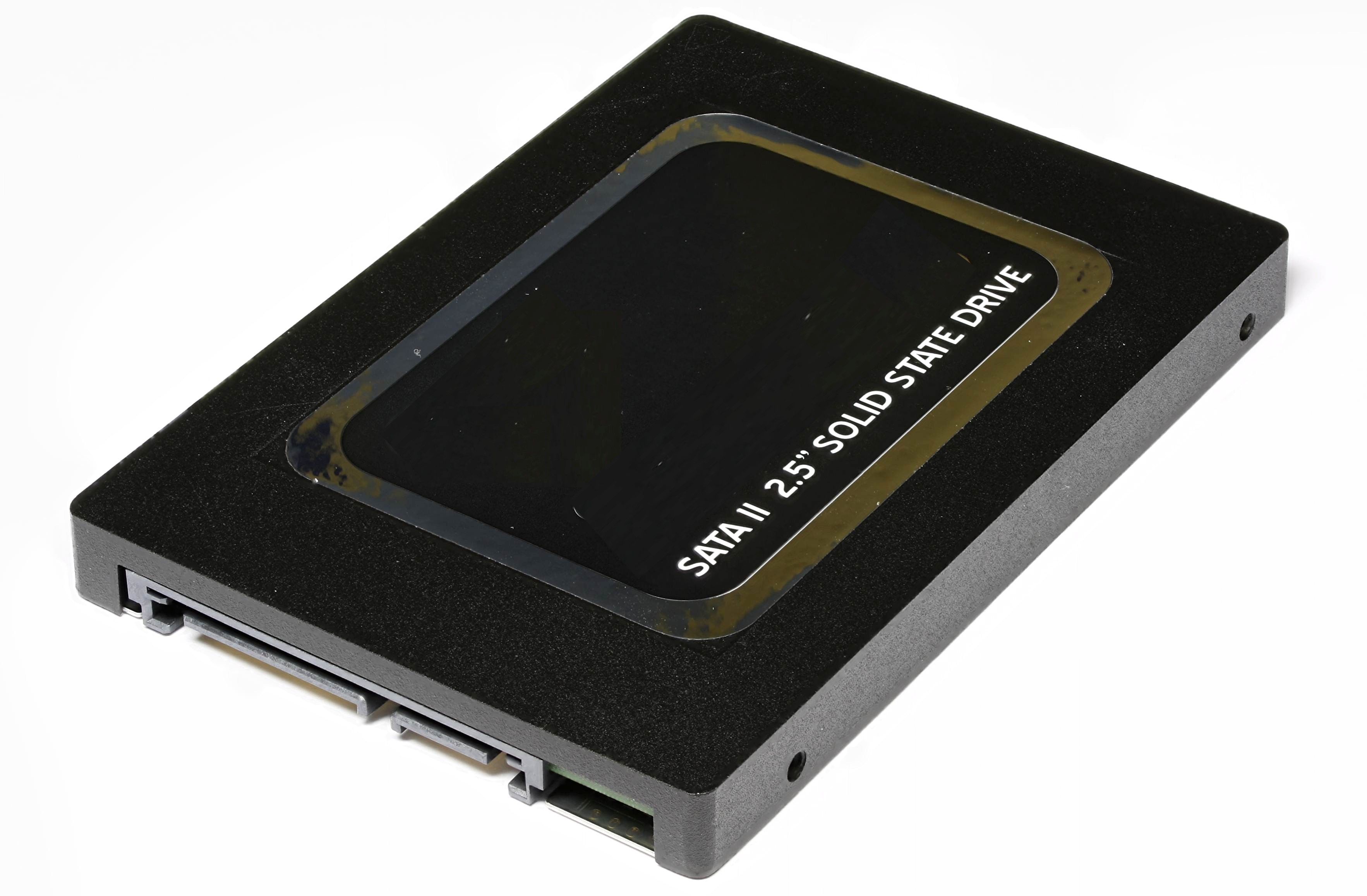 Vertex_2_Solid_State_Drive_by_OCZ-top_oblique_PNr°0307